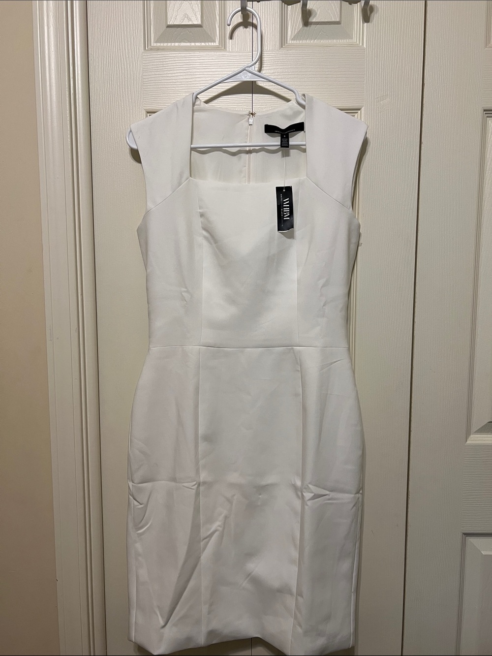 NWT WHBM Luxe stretch Square-Neck Sheath Dress. Size 6